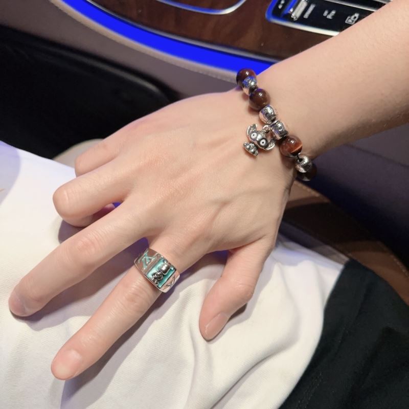 chr1st1an D10r bracelets